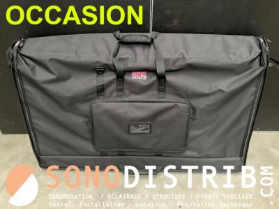 🚨DESTOCKAGE🚨 Modèle d'exposition showroom / occasion  🚨 ✅Housse de protection pour écran LCD 50"  GATOR G-LCD-TOTE50 - Dimensions (mm) : 1219,2 x 762 x 127 (Lxlxh) - Hauteur intérieure : 101,60 mm - Largeur intérieure : 711,20 mm - Longueur intérieure : 1168,40 mm - Matériau extérieur : Nylon - Matériau intérieur : Mousse - Poids : 0,45 kg ✅ Tarif : 95€ TTC - TVA 20% (au lieu de 190€ TTC prix public conseillé neuf complet ) - Prix non négociable ✅ Matériel d'occasion (exposition showroom : pas mis en location, ni en prestation), Très Bon état général, Parfait état de fonctionnement ✅ Pas de vente à distance, pas d'expédition, pas de réservation, pas d'échange : 1ier arrivé = 1ier servi